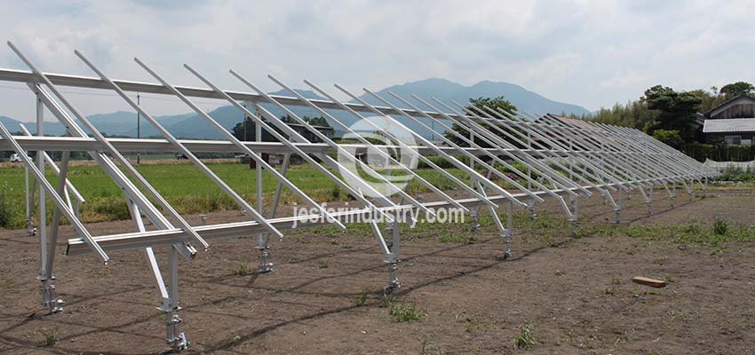 solar -panel -ground- mounting- frames